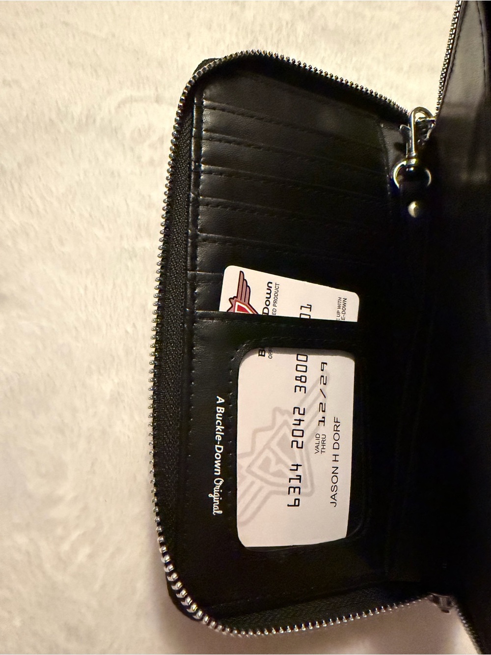 Buckle-Down Women's PU Zip Around Wallet Rectangle-Nick 90's Rewind - Picture 5 of 8